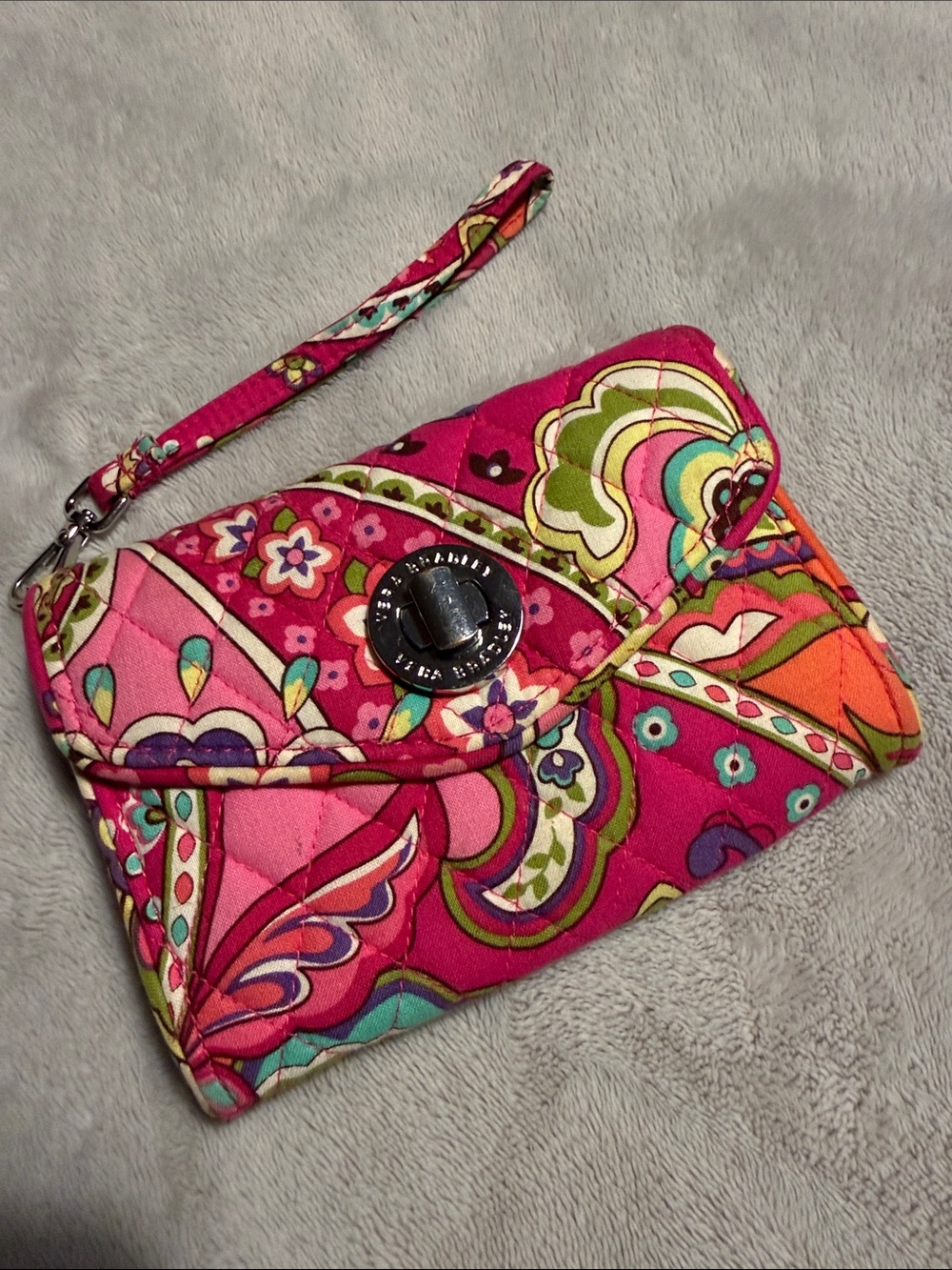 Vera Bradley Pink Paisley Quilted Wristlet Clutch